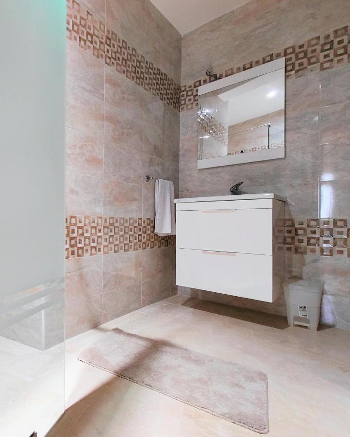 Appartment In Tanger City Center - 5Min To The Beach - Free Parking Tânger Exterior foto